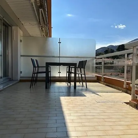 Διαμέρισμα With Sunny Terrace Air Conditioning Μεντόν