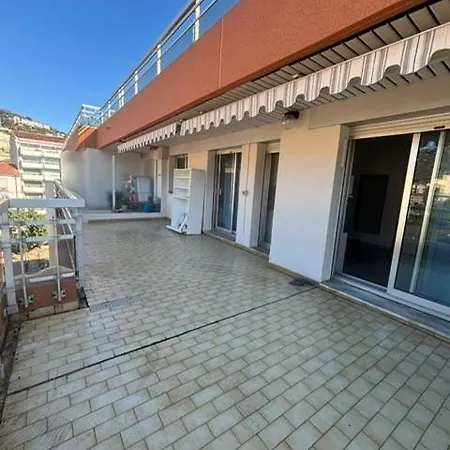 With Sunny Terrace Air Conditioning Apartment *