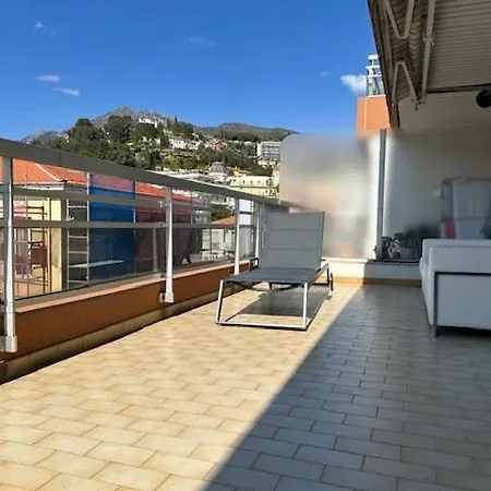 With Sunny Terrace Air Conditioning Apartment Menton